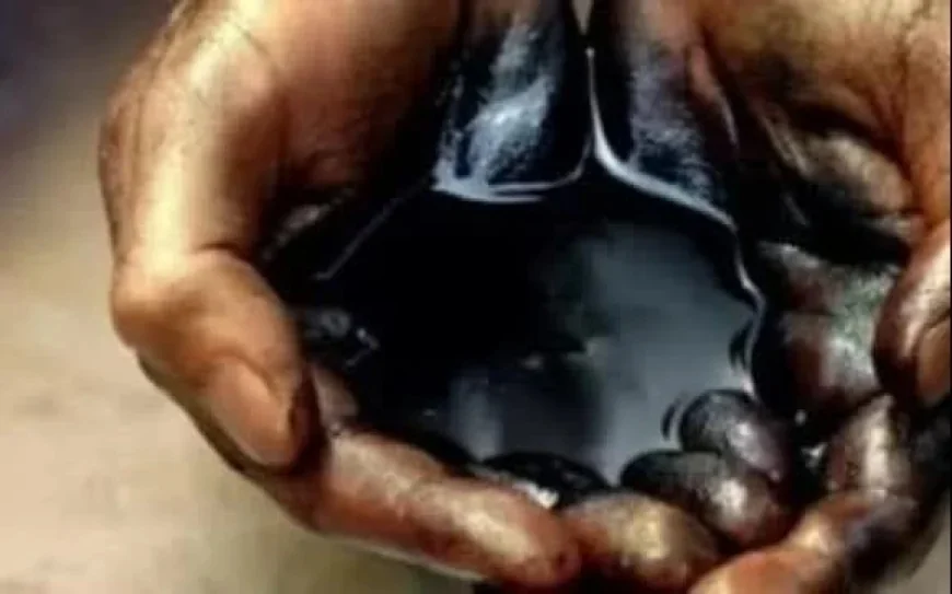 Czarna substancja Black Goo